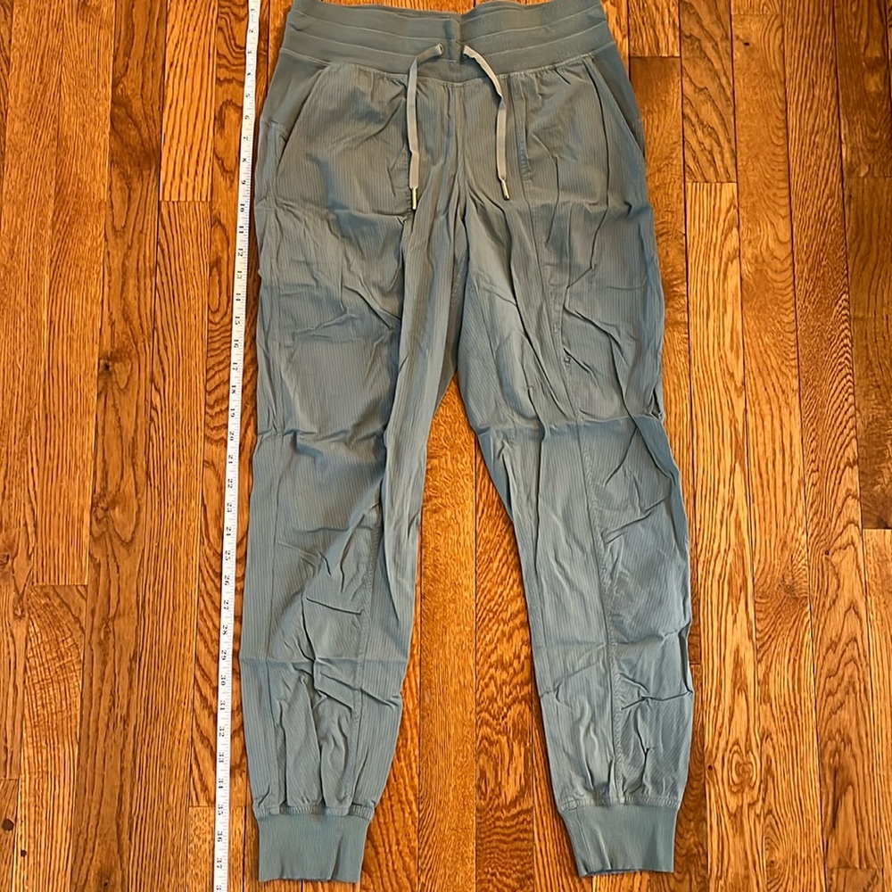 Lululemon Dance Studio Pants size 6